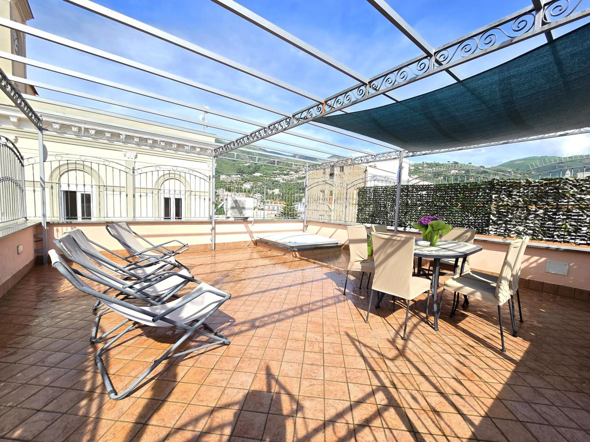 Starview Apartment - Comfy Apt By The Center Vico Equense Exterior foto